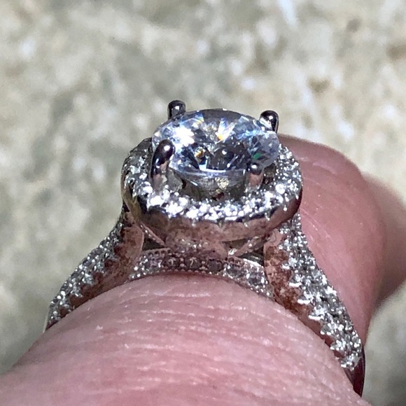 ๐จ50% off! Sterling Silver Engagement Ring 5A Excellent Ring! - Picture 4 of 16